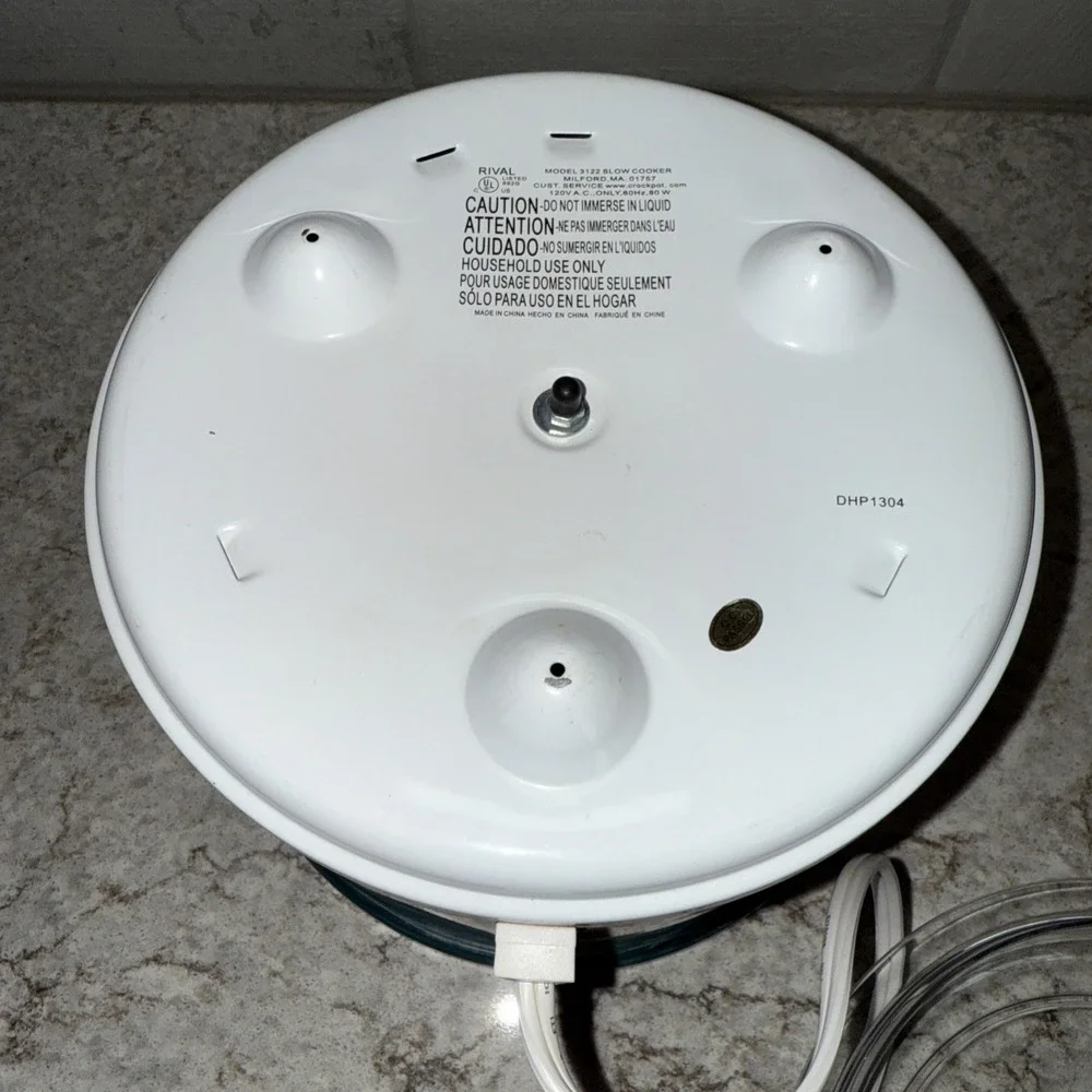 Rival Crock Pot 3122 Slow Cooker 2 Quart Vintage Pepper Design Works White Green